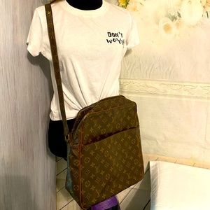 Louis Vuitton marceau gm messenger bag